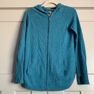 2 ply cashmere Max Studio zippered hoodie, size medium